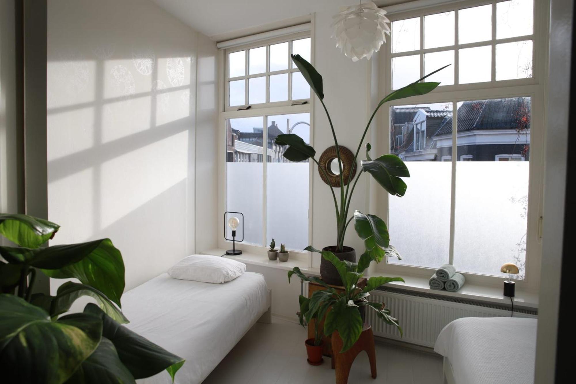 Stadslogement Valentijn Sneek Ngoại thất bức ảnh